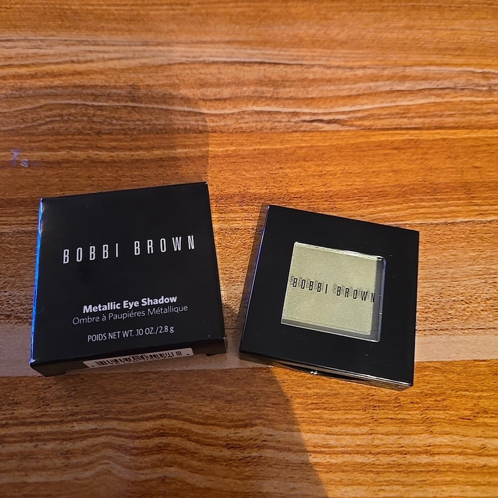 Bobbi Brown Metalic Eye Shadow NIB Mint